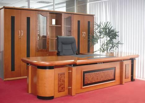 B&agrave;n l&agrave;m việc gi&aacute;m đốc H&ograve;a Ph&aacute;t tại quận B&igrave;nh Thạnh